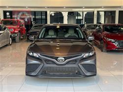 تۆیۆتا کامری